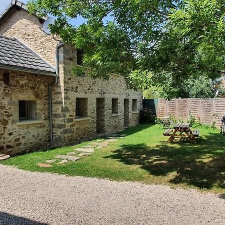 Bienchezmoi12 Sauveterre-de-Rouergue Exterior foto