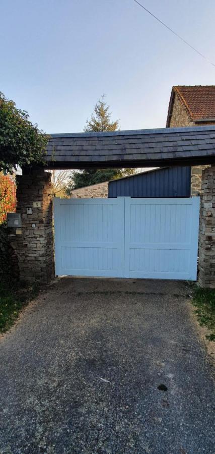 Bienchezmoi12 Sauveterre-de-Rouergue Exterior foto