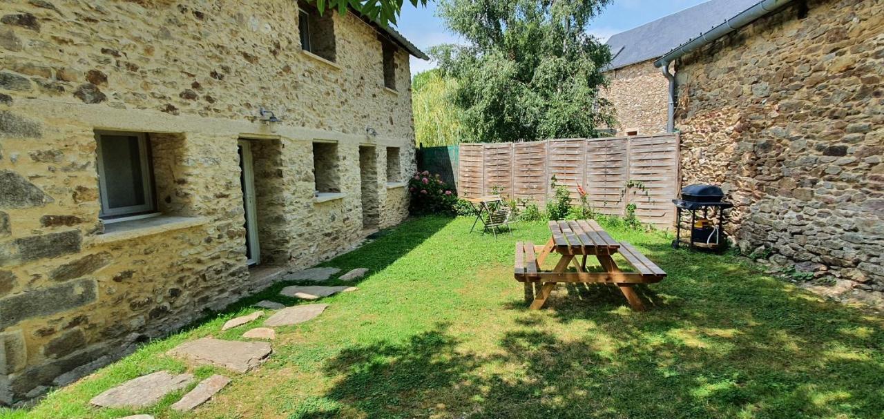 Bienchezmoi12 Sauveterre-de-Rouergue Exterior foto